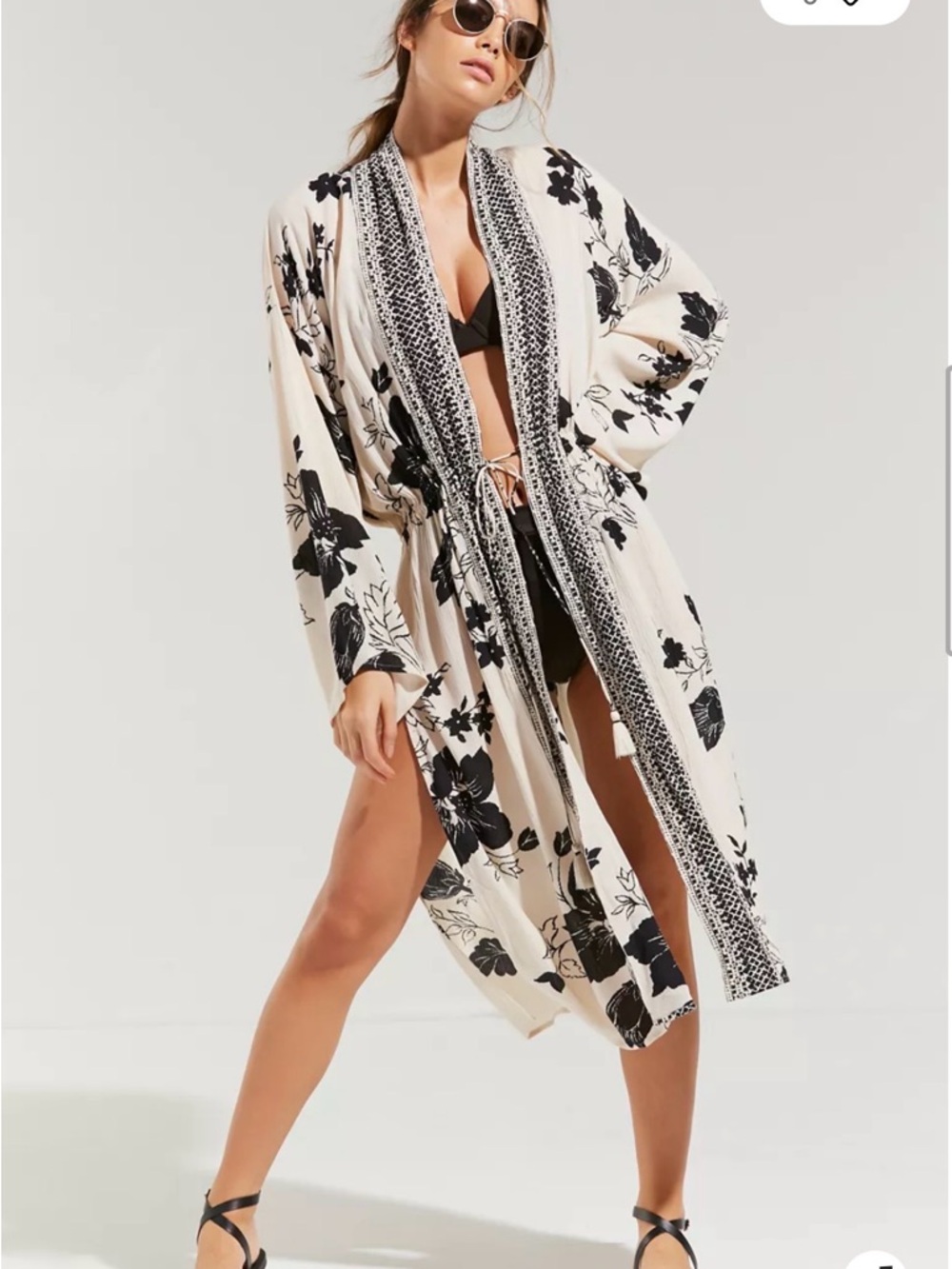 Billabong Sea The Sun Cover-Up Kimono duster white black floral boho large